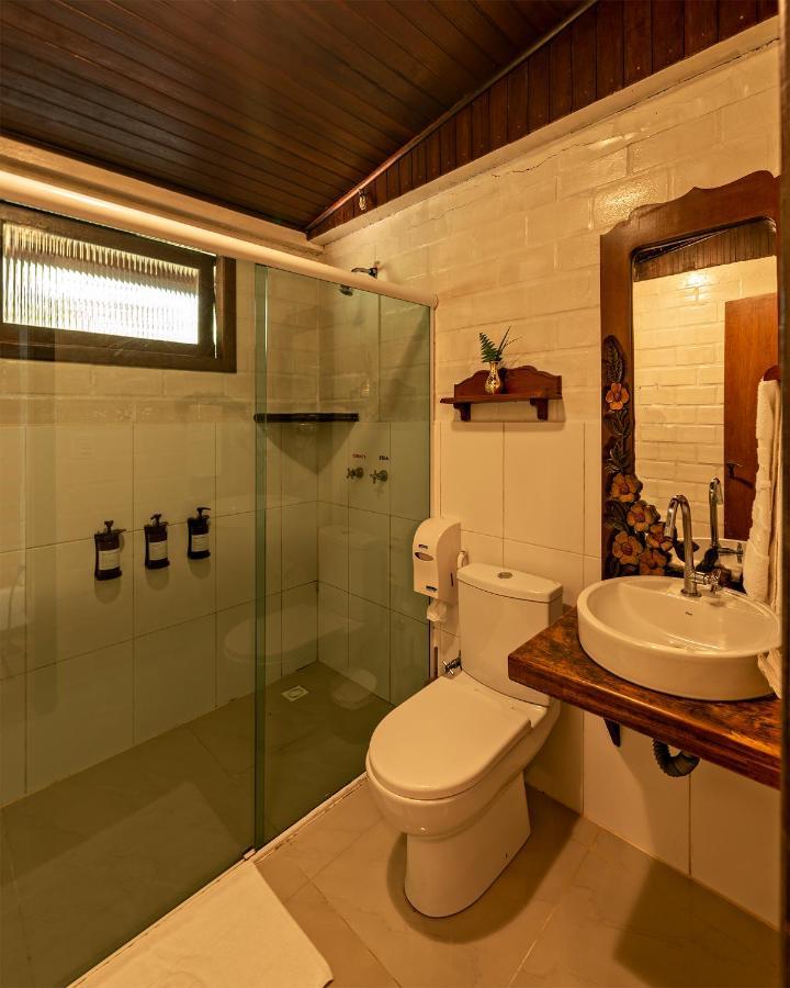 Grajagan Surf Resort Ilha do Mel Rum bild